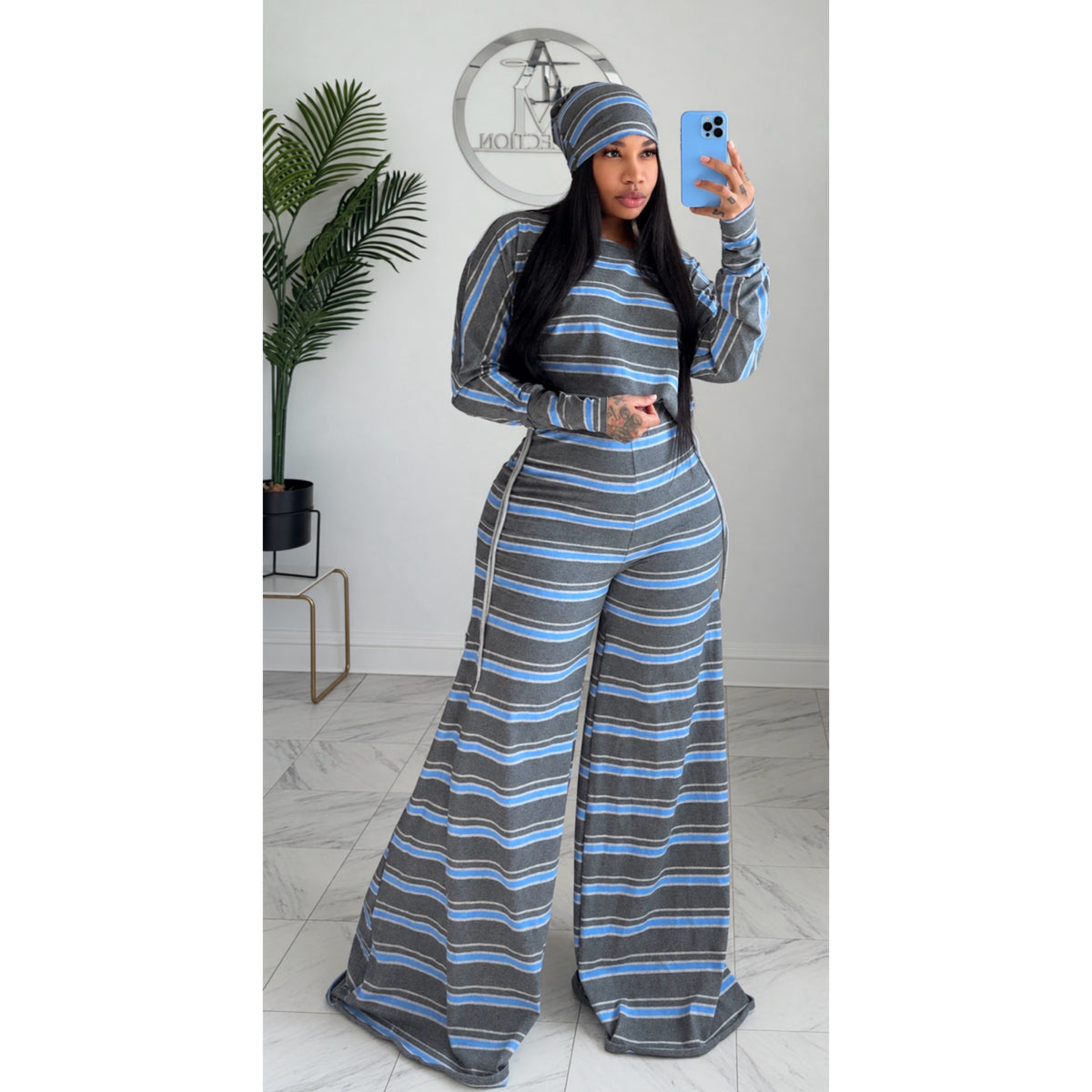 Blue /Grey striped Alli set and beanie