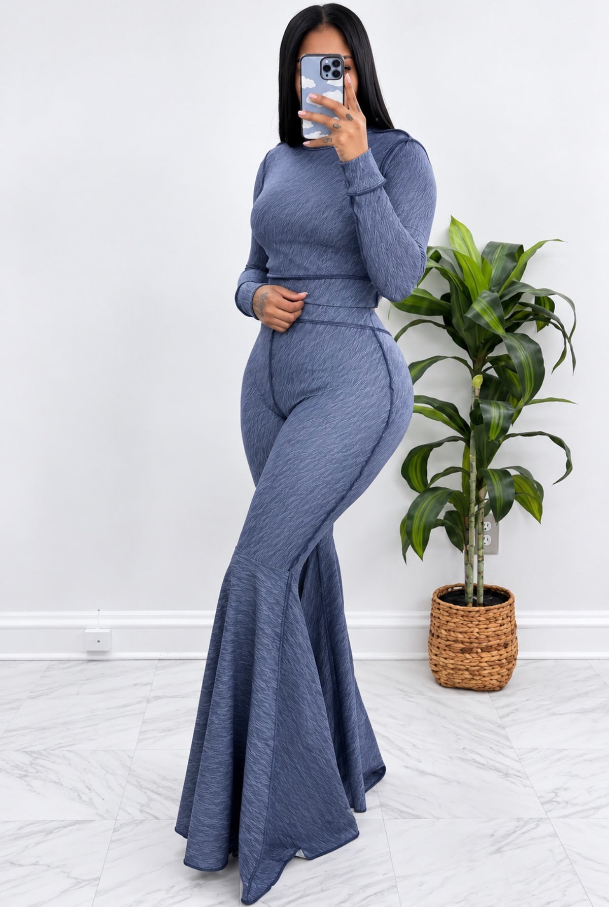 Denim look expose petal bottom pants